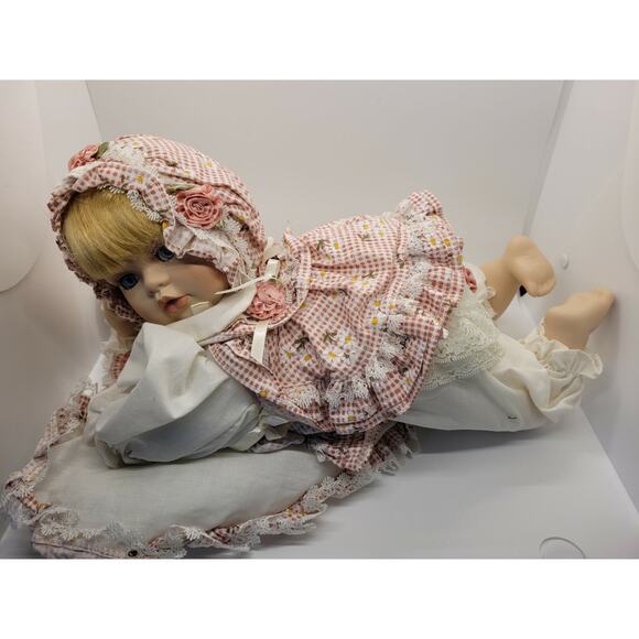Rare 14" Precious Moments porcelain cottage core baby doll with orig box - Picture 2 of 12